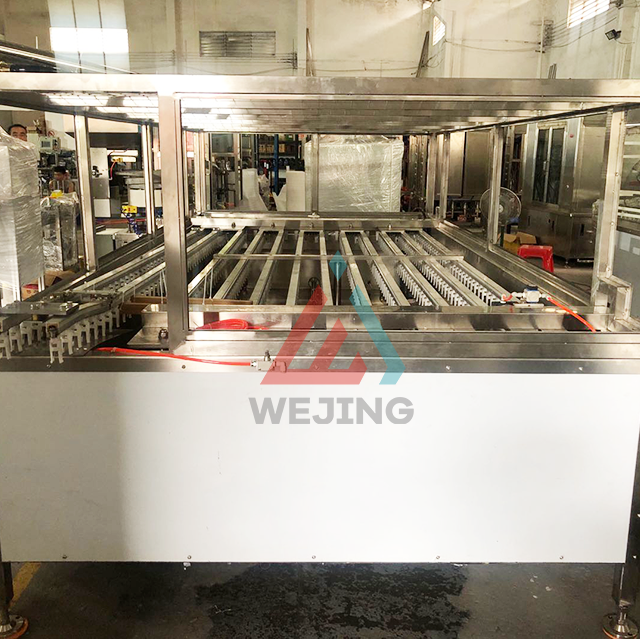 エアゾール充填機用水槽検出タンク