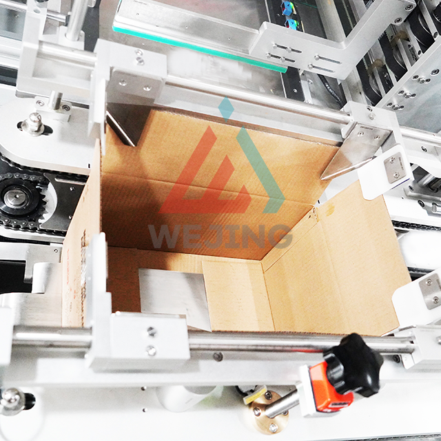 エアゾールライン用ケーシング包装機