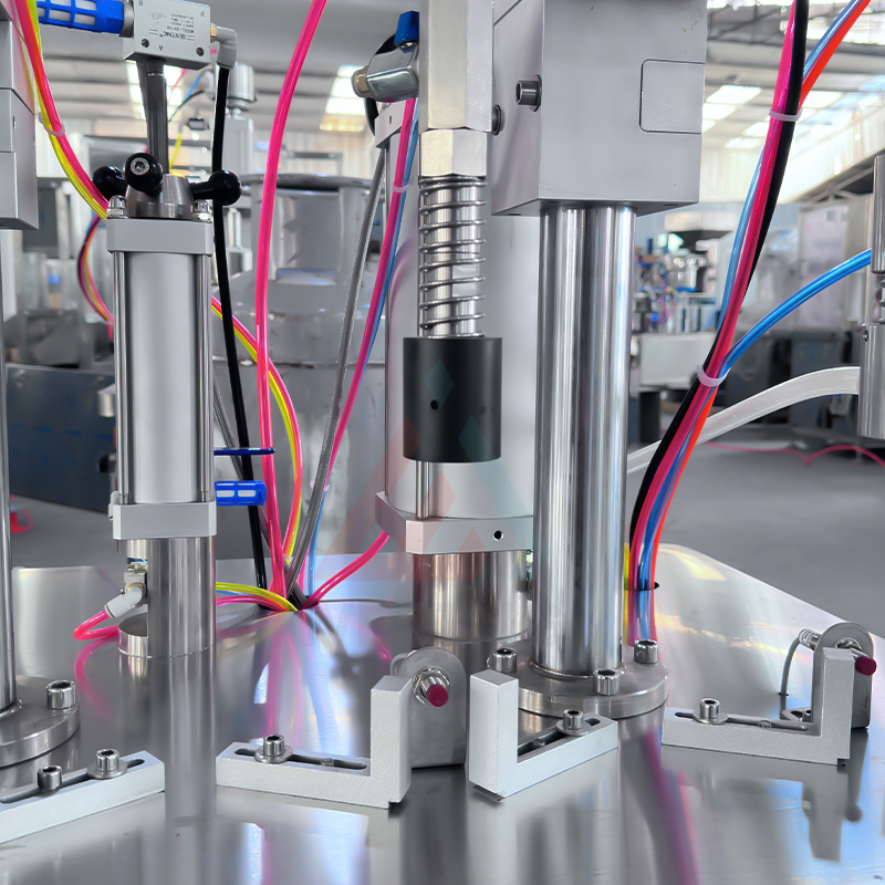 シェービングジェルBOVエアゾール充填機