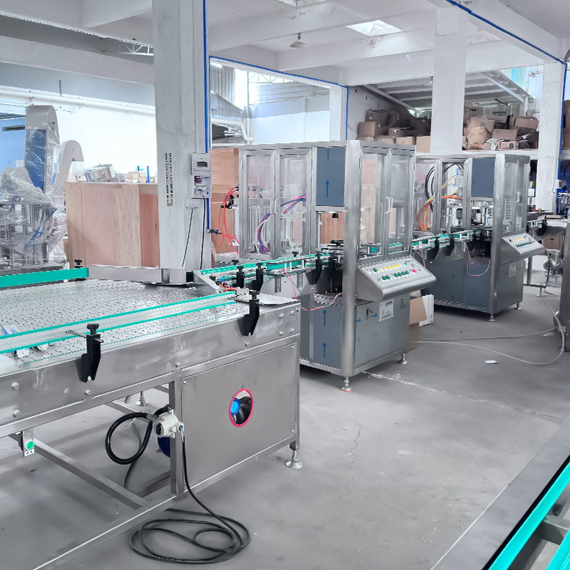 基本型自動エアゾール充填機ライン 