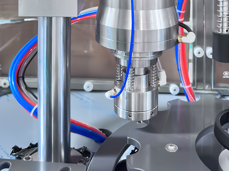 1.ガス充填・封止