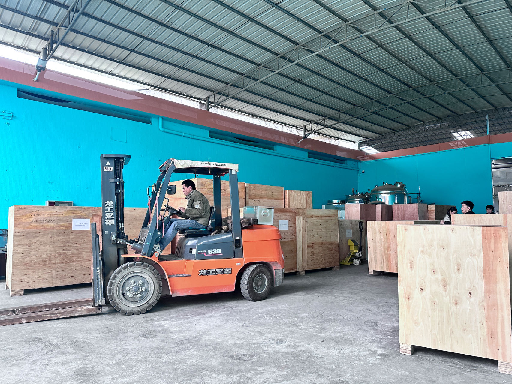 エアロゾル充填機